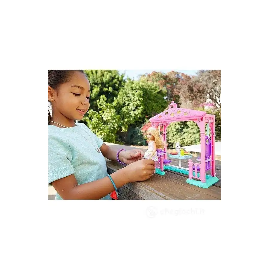 Barbie Chelsea Tavolo da Picnic FDB32 Mattel - 1