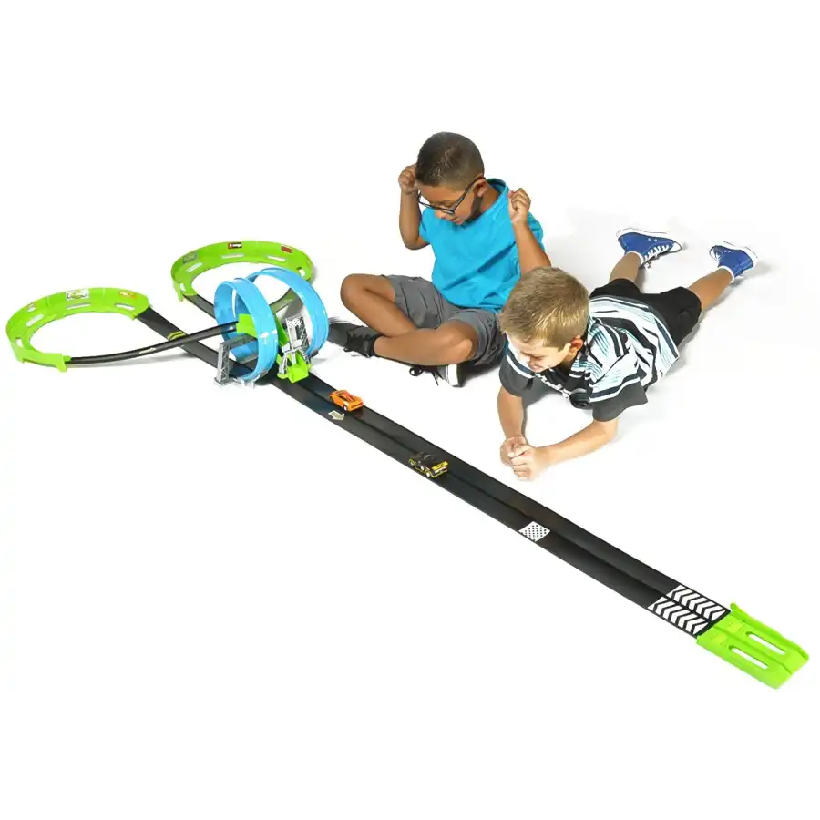 Bburago Go Gears Dual Daredevil Raceway MacDue - 2