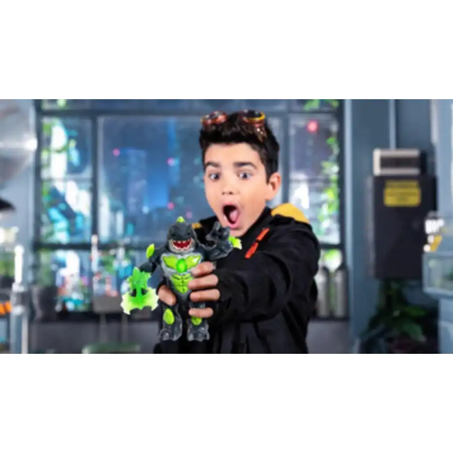 Beast Lab, Laboratorio Esperimenti Slime per la Creazione Squalo Bestia 20 cm con Luci, Suoni e Accessori