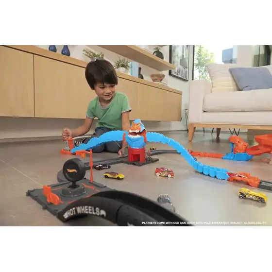 Hot Wheels - City Gorilla Attacco Distruttivo, Playset a Tema Stazione di Servizio con 1 Macchinina HDR30